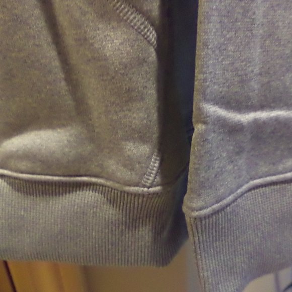 UNDER ARMOUR UA GREY HOODIE ~ 100% Polyester ~ Size: Large New without Tags - Picture 11 of 14